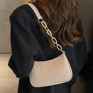 Retro Felt Shoulder Bags for Women Designer 2023 Trend Chain Armpit Bag Female Crescent Saddle Bag Small Tote Bag Handbags Purse